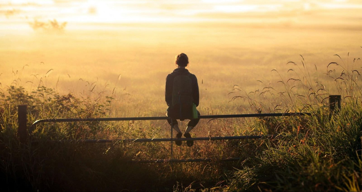 Anh em nhà Diwediamoo gây chú ý khi không chỉ có diện mạo giống nhau mà còn đều nhớ rõ cuộc sống kiếp trước. Họ nhớ rằng, ở kiếp trước, hai người cũng là anh em sinh đôi và đều làm nông dân.