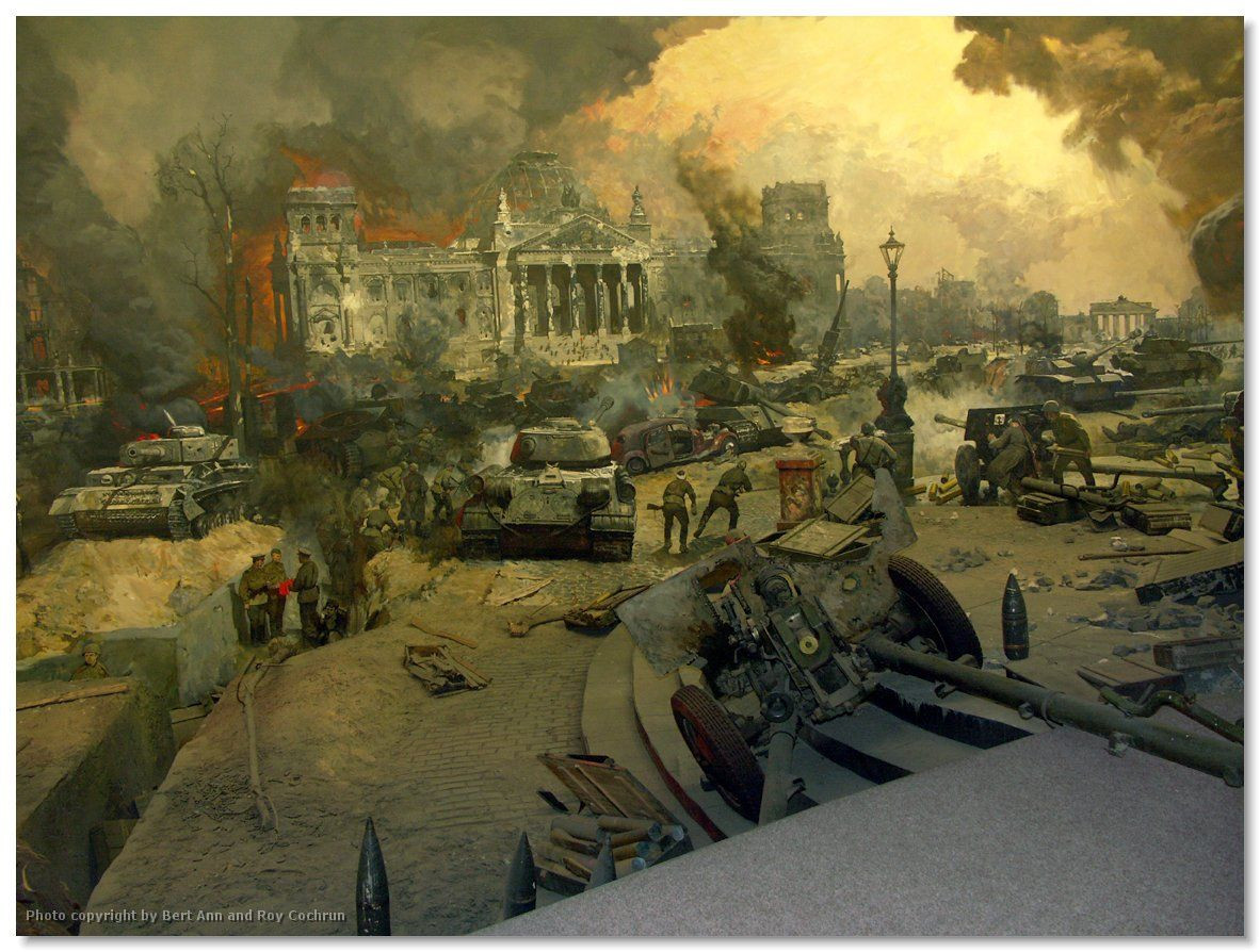 Do vấp phải sự phòng thủ mạnh mẽ của Hồng quân Liên Xô nên quân phát xít Đức mãi không thể tiến công vào Leningrad. Cuộc chiến tại đây kéo dài khiến Đức quốc xã hao tổn lớn về quân sĩ, lương thực, đạn dược.