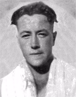 Theo các ghi chép, tài liệu, Harry Potter sinh năm 1920 tại Kidderminster, Anh. Ông lớn lên trong một gia đình có 8 người con.