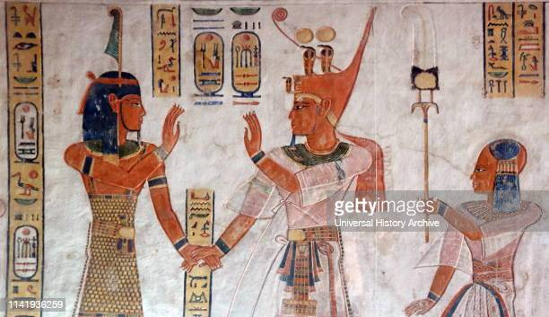 Vào thời Hy Lạp - La Mã, ngôi đền mặt trời ở Heliopolis bị phá hủy phần lớn và nhiều đài tưởng niệm đã được chuyển đến Alexandria hoặc các nước châu Âu.