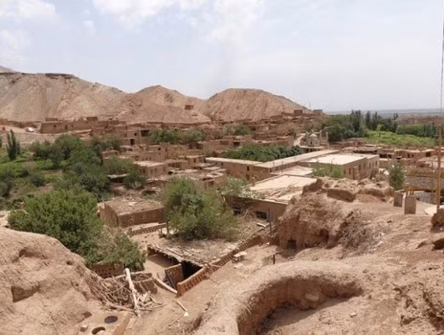 Thêm nữa, những thứ được tìm thấy trong mộ cổ này khiến giới chuyên gia suy đoán chủ nhân ngôi mộ có thể là một người chăn gia súc giàu có.