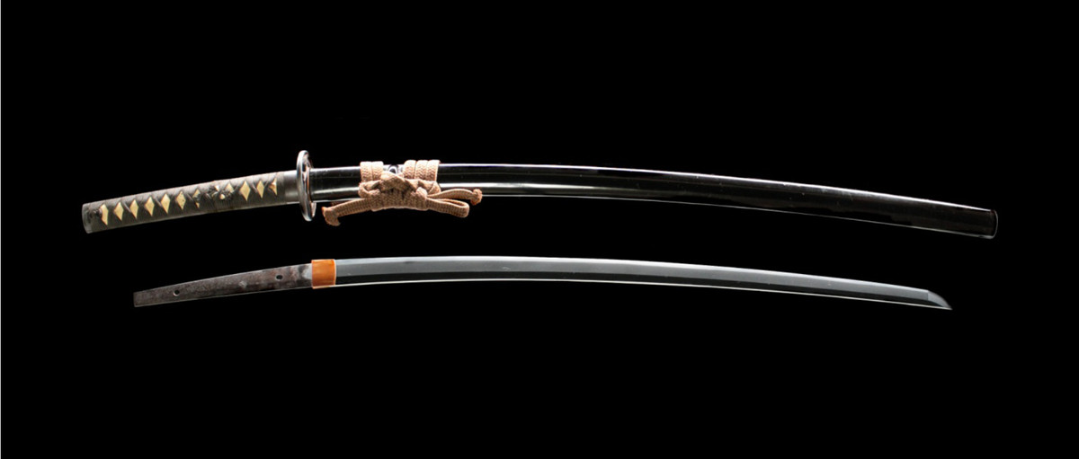 Theo ước tính, thanh kiếm Kamakura katana có giá khoảng 418.000 USD (khoảng 9,8 tỷ đồng). Vũ khí này được chế tác vào thời kỳ Kamakura - giai đoạn hoàng kim của nghề rèn kiếm.