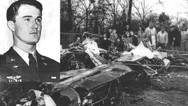 Trong lúc truy đuổi UFO, một tiêm kích F-51 Mustang bỏ cuộc giữa chừng do không thể lên được độ cao lớn hơn và không thể duy trì mức oxy cho phi công.