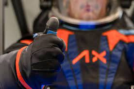 Theo các thông tin được công bố, AxEMU sẽ cung cấp các hệ thống cần thiết giúp con người tiếp cận, sống và làm việc trên và xung quanh Mặt trăng.