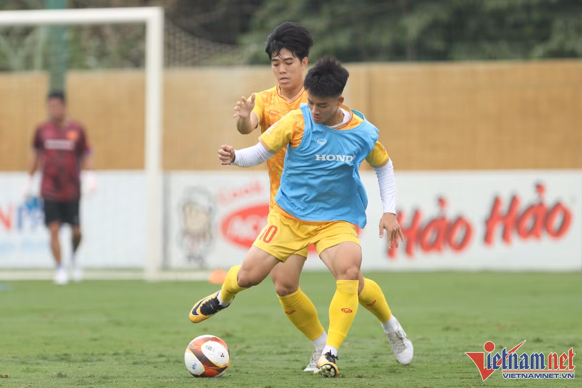 Tiền đạo Thanh Nhàn là một trong hai cầu thủ mới được bổ sung lên U23 Việt Nam, cùng với Công Đến.