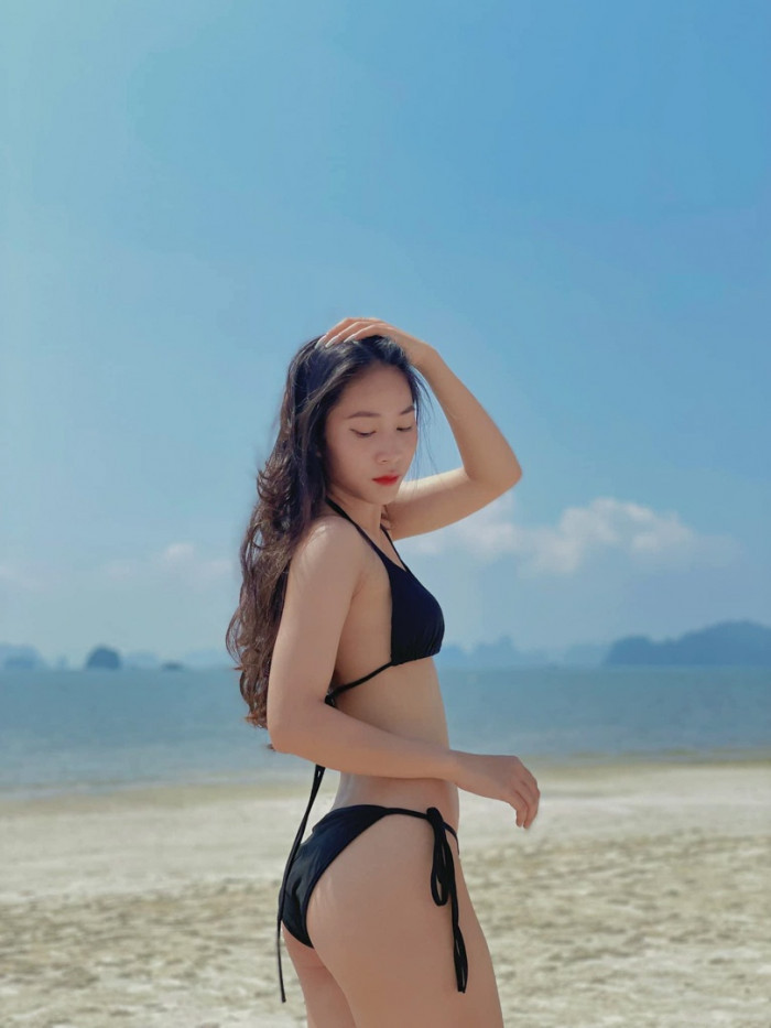Lê Thị Bảo Trâm từng gây sốt với loạt ảnh bikini đầy quyến rũ ở tuổi 18.