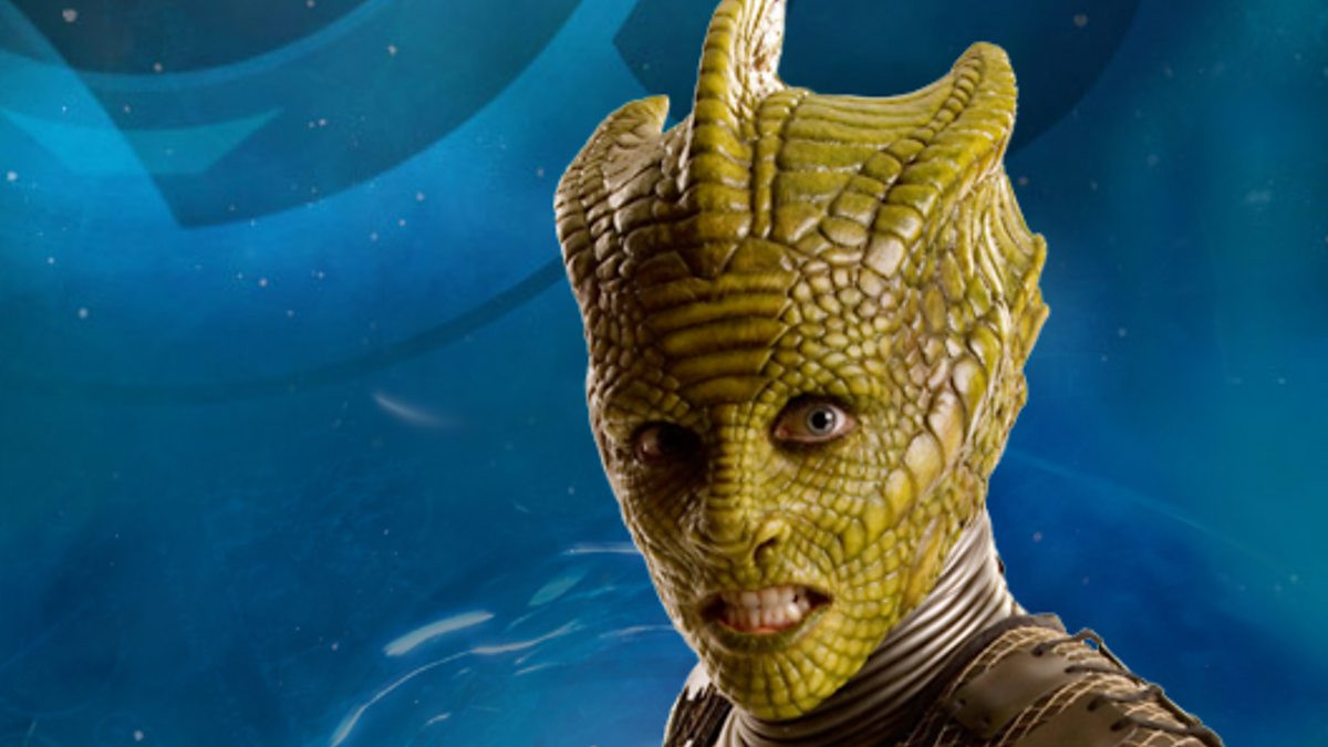 Giat minh thuyet am muu nguoi than lan thong minh dang kiem soat the gioi