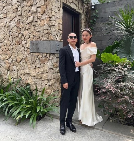 Tóc Tiên phản ứng sao khi được Minh Hằng rủ gia nhập hội bỉm sữa? - Hình 5 Toc Tien phan ung sao khi duoc Minh Hang ru gia nhap hoi bim sua?-Hinh-5