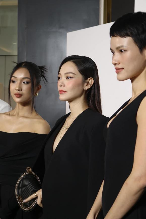 Minh Hằng lần đầu xuất hiện sau thông báo mang thai Minh Hang lan dau xuat hien sau thong bao mang thai