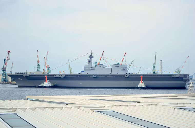 Bức ảnh mới nhất về tàu khu trục chở trực thăng JDS Kaga (DDH-184) – chiếc thứ hai thuộc lớp tàu Izumo – tàu chiến lớn nhất của Nhật Bản kể từ sau Chiến tranh Thế giới thứ 2.