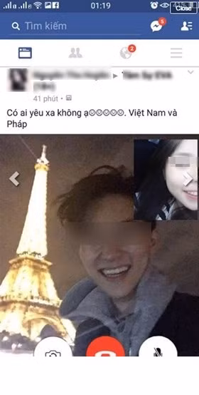 Ngoài khoe giàu, khoe của cải, khoe phong cách... các "thánh nổ" trên mạng Việt còn gây xôn xao với những câu chuyện tình yêu đẹp tựa như truyện ngôn tình và bản thân mình là nhân vật chính trong đó. Giống như trường hợp của cô gái tên T.H hồi tháng 10/2016 - người đã gây bão cộng đồng mạng với câu chuyện yêu xa của mình.