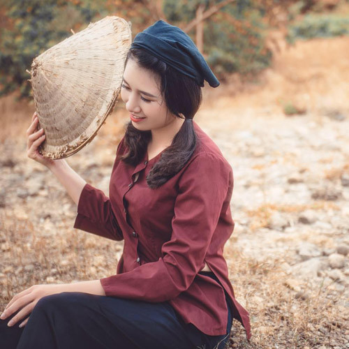 Ngoài ra, một lý do đặc biệt khác để Trần Tâm quyết định thực hiện bộ ảnh trên cánh đồng với hình tượng thôn nữ này là từ khi nổi tiếng "bất thình lình", Tâm được nhiều dân mạng quen miệng gọi là "hot girl gặt lúa" hay "cô gái nông thôn". Khá thích thú với cách gọi này nên Trần Thị Tâm đã quyết định tạo ra bộ ảnh mang nhiều ý nghĩa có liên quan đến biệt danh cũng như những kỷ niệm thời ấu thơ của mình.