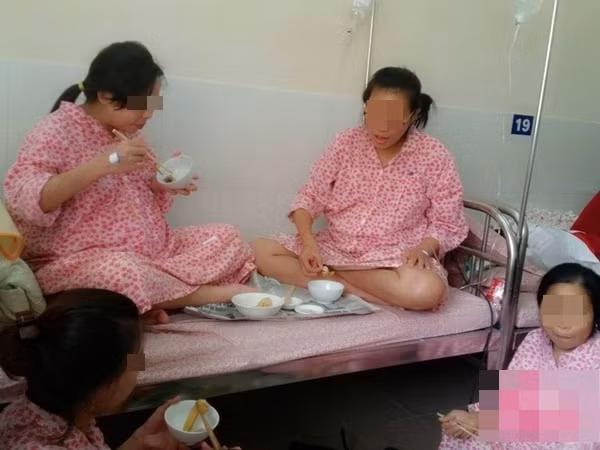 Loạt ảnh không chỉ thu hút đông đảo người bình luận mà còn khiến nhiều chị em chưa từng sinh con như giảm bớt được sự lo lắng khi sự thoải mái của nhóm sản phụ ăn lẩu đã giúp họ xóa tan được suy nghĩ "đi đẻ là phải đau quằn quại", "đi đẻ thật đáng sợ"...