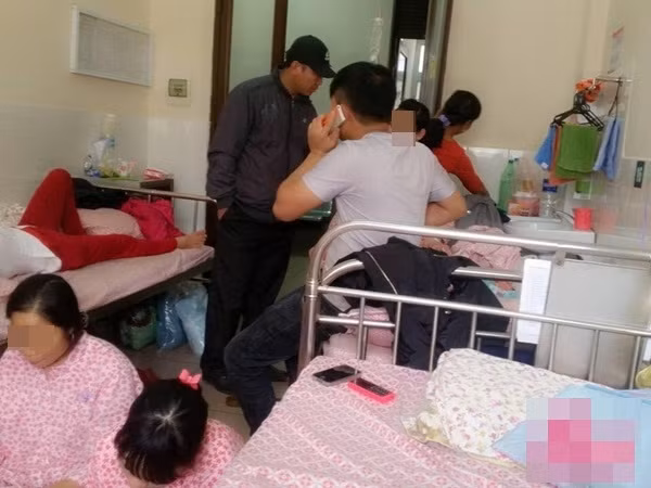 Bên cạnh những nhận xét, bình luận hướng về sự hài hước, kỳ lạ của loạt ảnh thì vẫn có những người thắc mắc về sự thật đằng sau đó. Nhiều người cho rằng không có chuyện trong bệnh viện sản các y tá, bác sĩ đồng ý cho bệnh nhân, sản phụ bày biện ăn uống, nấu lẩu liên hoan như thế này. Ngoài ra vẻ ung dung, khỏe khoắn của những người mặc đồ của sản phụ cùng ngồi ăn lẩu trong loạt ảnh này cũng tạo ra không ít cuộc tranh cãi.