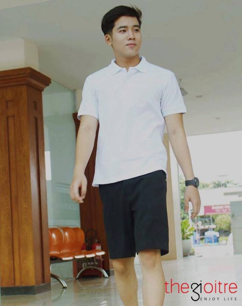 Tâm sự về bản thân, Talo Nguyễn chia sẻ: “Hồi đầu mình tập thể thao và gym chỉ mong cải thiện sức khỏe và để bạn bè không cười vì thân hình nhỏ con của mình nữa. Nhưng mình thật sự bất ngờ khi được nhiều bạn bè trên mạng xã hội cũng như các bạn ở trường quan tâm nhiều như vậy. Ước mơ sau này của mình muốn phấn đấu trở thành một ca sỹ được công chúng yêu mến như Isaac 365. Nhưng trước tiên, mong ước lớn nhất của mình vẫn là đậu Đại học”.