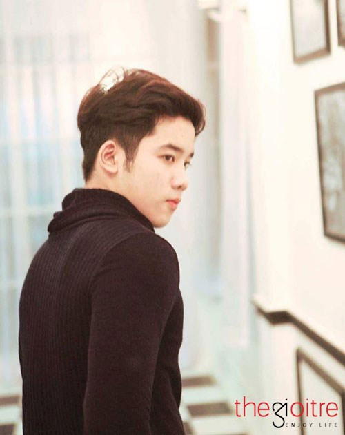 Nhiều bạn bè đã dành lời khen ngợi về "tuổi dậy thì" thành công của cậu bạn 9X này.