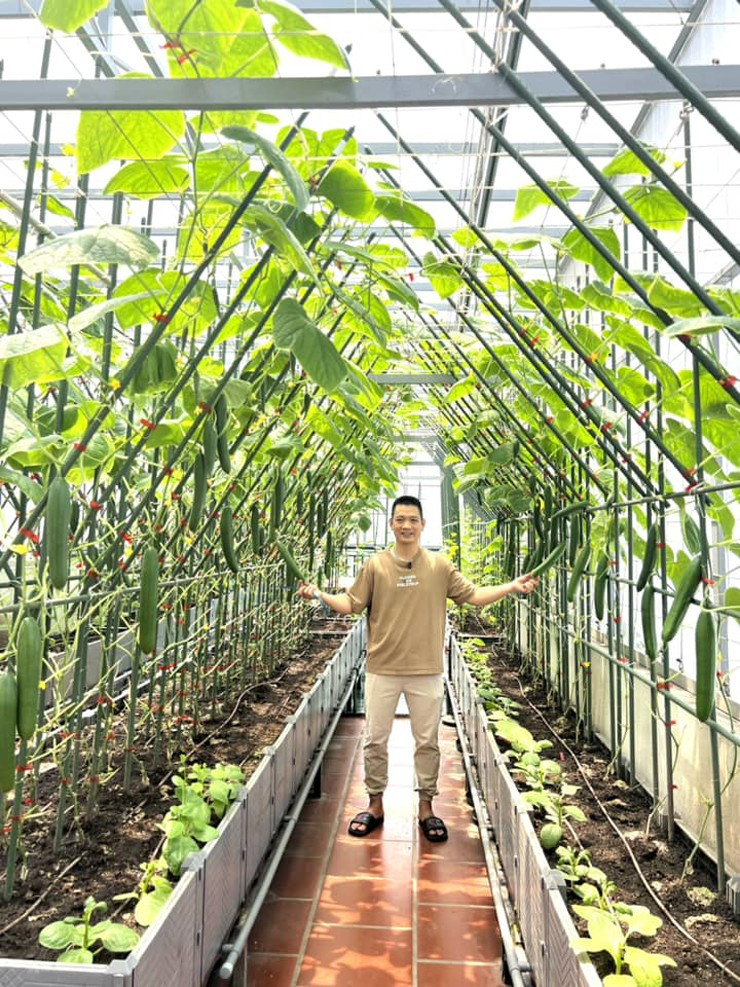 Khu vườn sân thượng được làm gần nửa tỷ đồng Khu vuon san thuong duoc lam gan nua ty dong