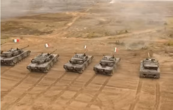 Tuy là dòng xe tăng mạnh mẽ và đặc biệt bền bỉ so với các đối thủ thời điểm ra đời, tuy nhên theo thời gian C1 Ariete dần trở nên yếu thế trong tác chiến hiện đại.