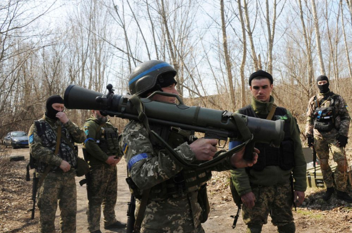 "Nguồn tin của tôi cho biết nhiều pháo tự hành được cung cấp hiện không còn hoạt động vì nòng đã bị gãy do bắn liên tục, hoặc các chức năng khác không hoạt động", chuyên gia Julian Röpke nói.