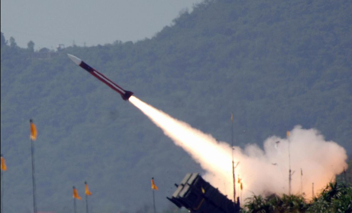 Theo ước tính của Tổng cục Tình báo Bộ Quốc phòng Ukraine, tổ hợp công nghiệp quân sự Nga có khả năng sản xuất hàng tháng khoảng 100 tên lửa hành trình thuộc hai loại khác nhau, 4 tên lửa đạn đạo siêu thanh và 5 tên lửa đạn đạo loại thường.