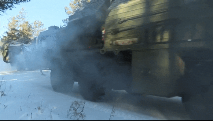 RS-24 Yars có chiều dài 20,9 m, đường kính 2 m, trọng lượng phóng lên tới 49 tấn.