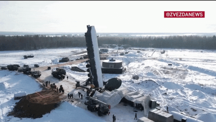 “Lực lượng tên lửa hạt nhân chiến lược đã hoàn thành đầy đủ các cuộc tập trận, hiện năng lực chiến đấu đang ở mức cao nhất", ông Sergey Karakayev nhấn mạnh.