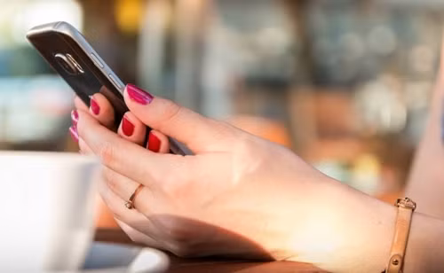 Bat tan tay chong ngoai tinh, vo van bi xu thua kien vi...