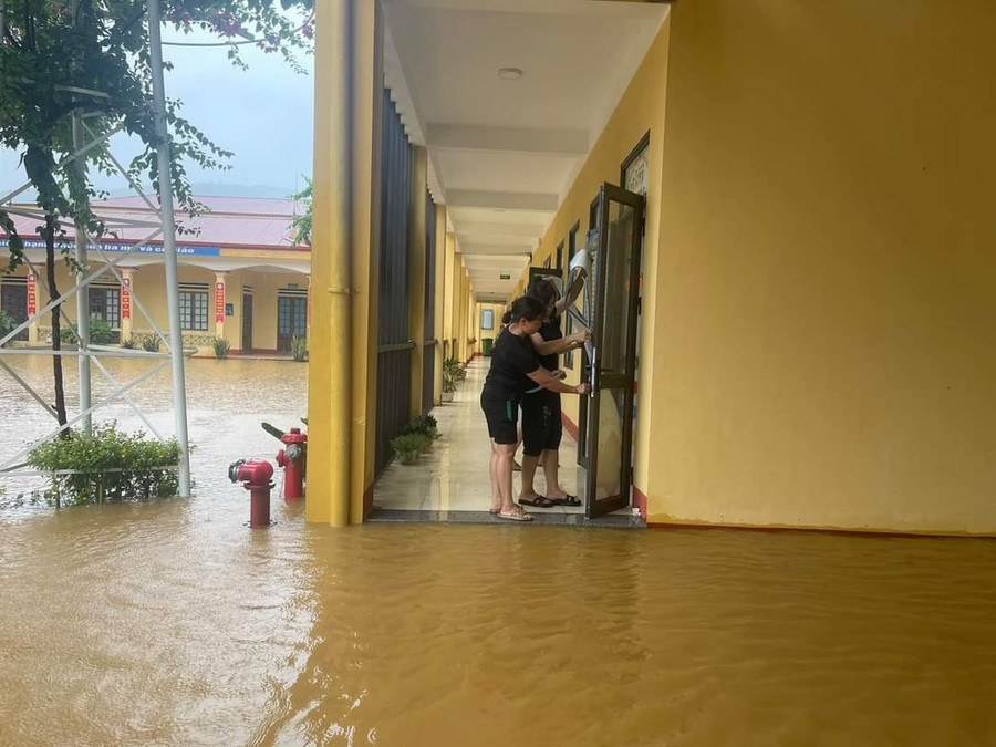 Yên Bái: 500 trường học cho học sinh nghỉ học do mưa lũ Yen Bai: 500 truong hoc cho hoc sinh nghi hoc do mua lu