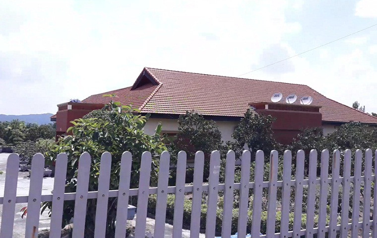 Biet phu “khung” song Kinh Thay thach thuc du luan la cua ai?