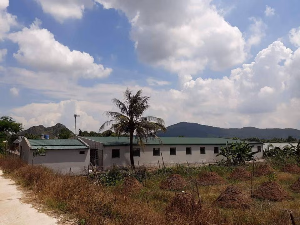 Biet phu “khung” song Kinh Thay thach thuc du luan la cua ai?-Hinh-4