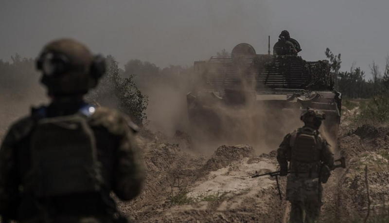 Trong 3 tháng qua, Quân đội Nga đã đạt được những thành tựu quan trọng ở hầu hết các mặt trận. Chẳng hạn, ở mặt trận Seversky, ngày 2/10, họ đã chiếm được Verkhnokamyanske và ngày 23/10 chiếm được Serebryanka. Điều này đã mở ra hai con đường đến Seversky, nơi hiện chỉ còn chưa đến 4 km. Ảnh: Quân đội Ukraine.