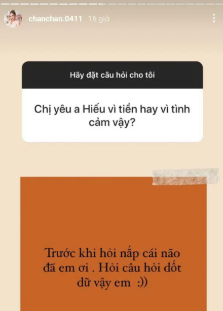 Trước đây, Xoài Non từng bị chọc ngoáy nói lấy chồng vì tiền, vợ "streamer giàu nhất Việt Nam'' có màn đáp trả xắt xéo: "Trước khi hỏi lắp cái não đã em ơi. Hỏi câu hỏi dốt dữ vậy em" khiến dân mạng được phen hả hê.