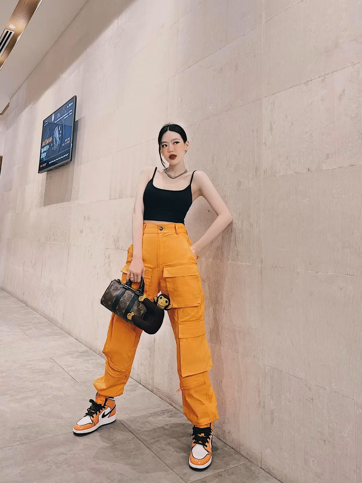 Dù là "gái một con" nhưng Vân Tiny vẫn cực kỳ quyến rũ, đặc biệt lúc cô nàng diện bikini thì đối phương chỉ có mê mẩn mà thôi.