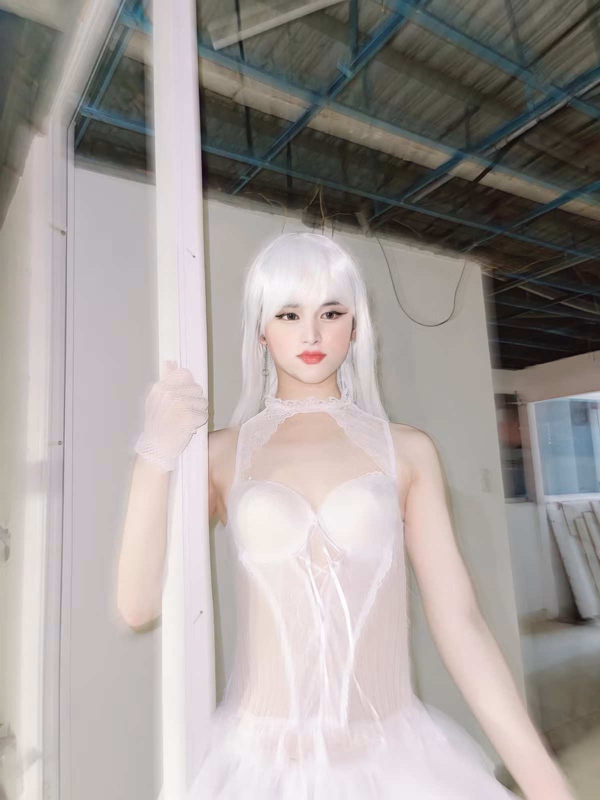 Qua sự việc mất tài khoản TikTok vừa qua vì vi phạm tiêu chuẩn cộng đồng, cư dân mạng mong rằng anh chàng có thể bớt làm những trò lố lại để giữ được hình ảnh cũng như trang cá nhân của mình.