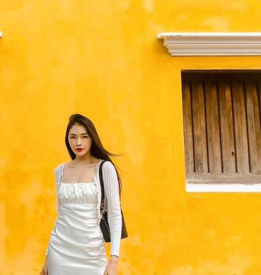 Được biết, Dương Thu Thảo từng là một nữ idol gây bão trong cộng đồng CCTalk năm 2014-2015. Cùng với những gương mặt khác như Ngân Sát thủ, Như Hexi, Vy Timy,... Thu Thảo chiếm trọn tình cảm của khán giả nhờ tài năng và sự gần gũi của mình.