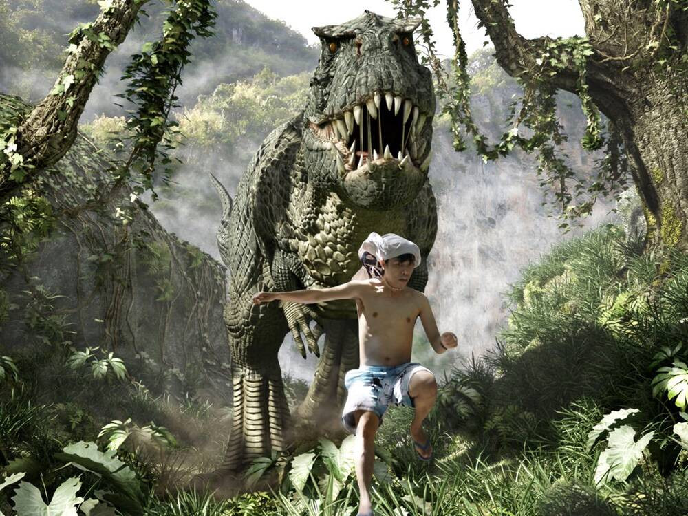 Huy quần hoa không chỉ tạo ra những tấm ảnh gây cười mà còn thể hiện trình độ chỉnh sửa ảnh đỉnh cao của mình