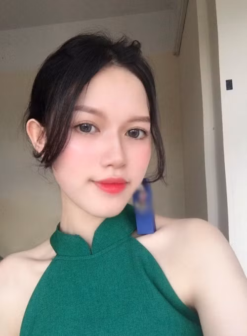 Làn da của Thủy cũng là điểm ấn tượng trên cơ thể cô gái này.