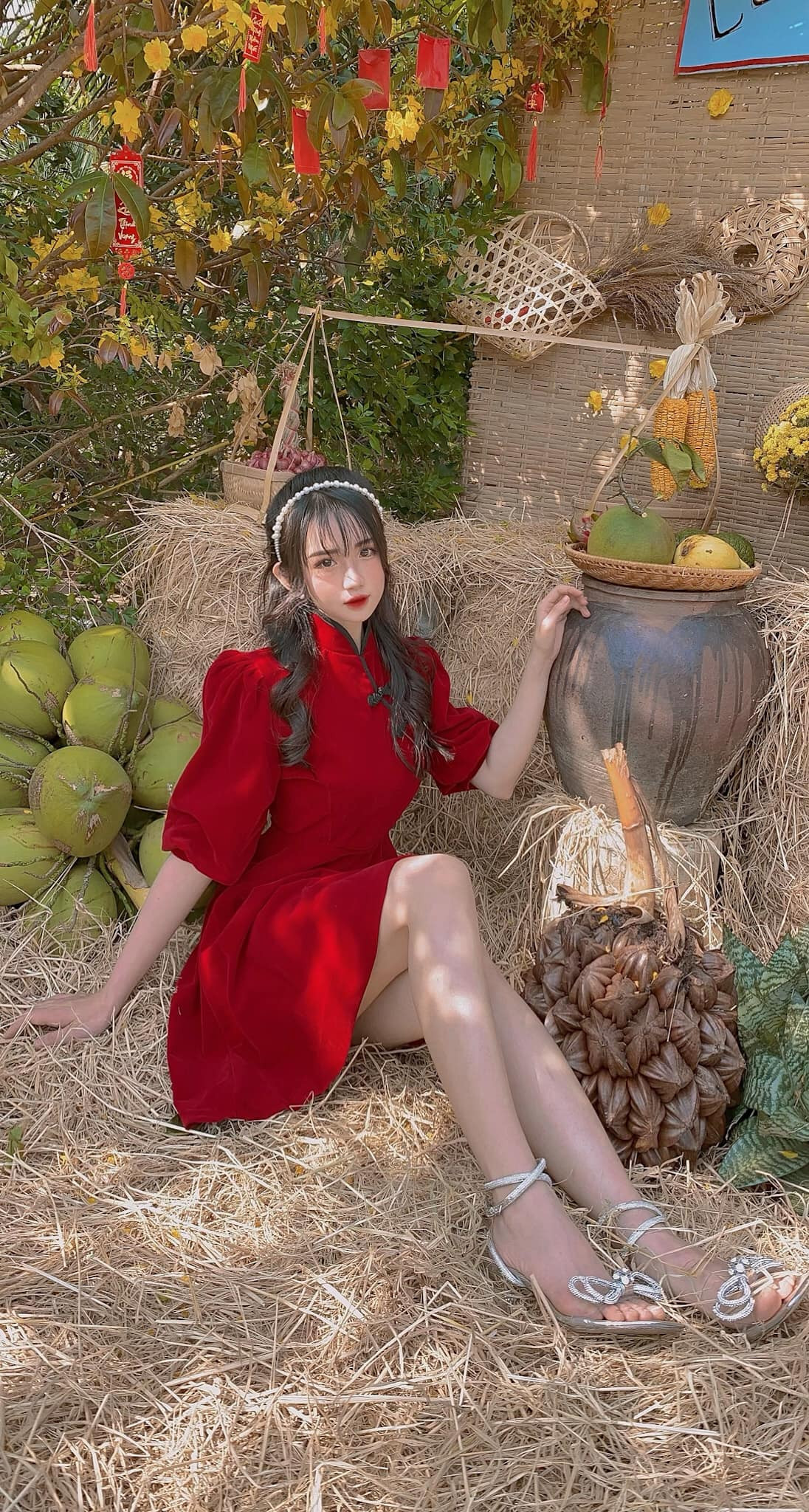 Trang cá nhân hiện tại của Anh Thư đang sở hữu gần 20 ngàn lượt theo dõi.