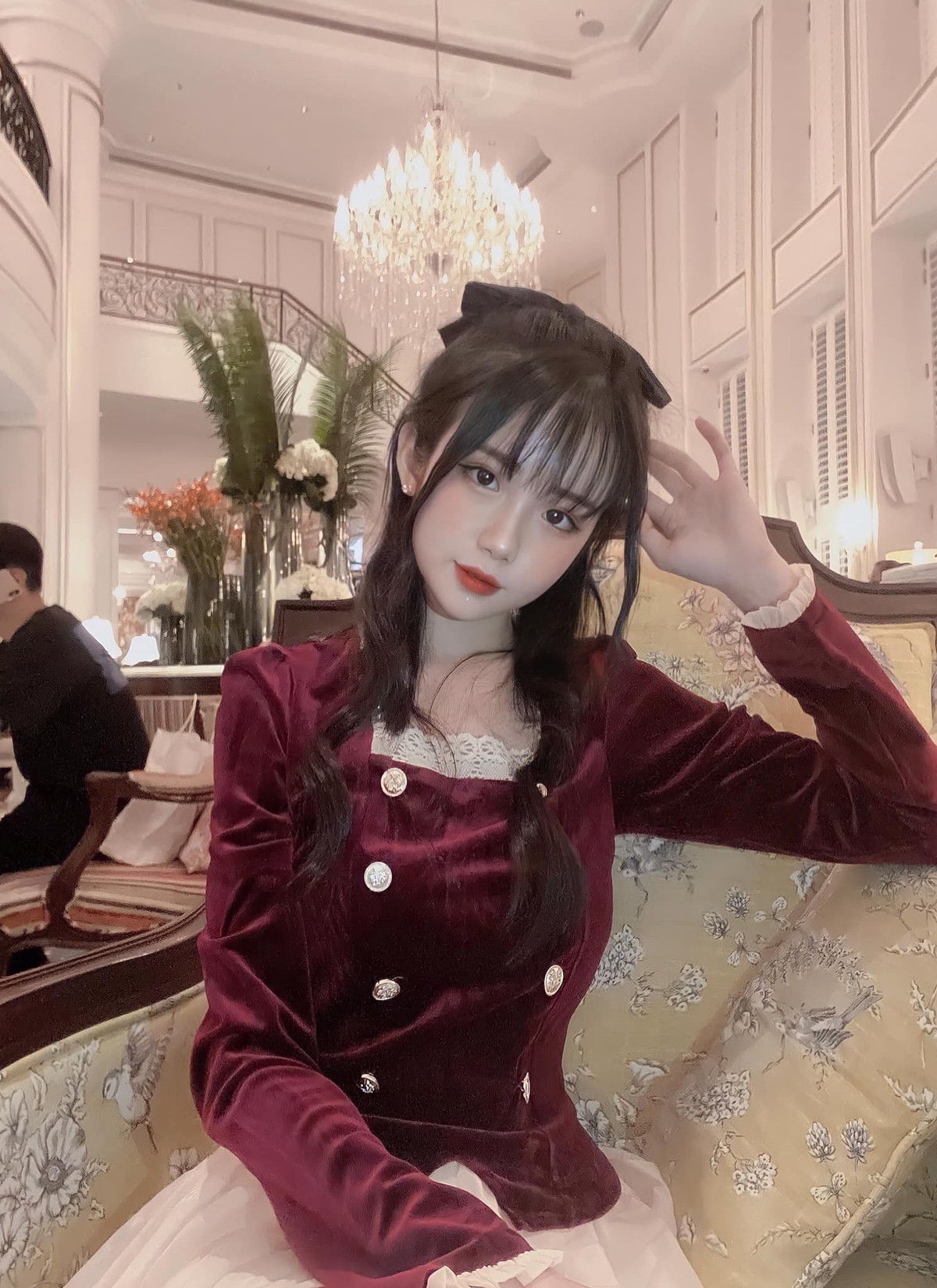 Nàng hot girl Bến Tre sở hữu số đo 3 vòng là 88-59-90. Mỗi ngày cô gái này đều dành thời gian để tập luyện thể dục thể thao.