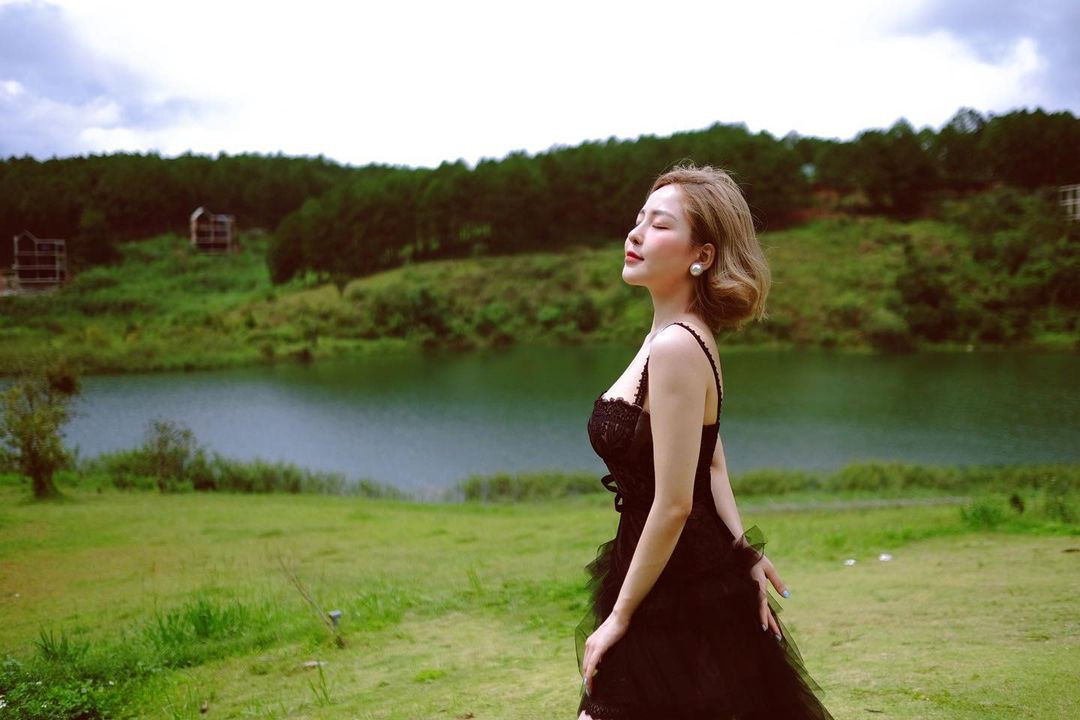 Vượt qua sóng gió, cuộc sống hiện tại của Trâm Anh đang dần ổn định.