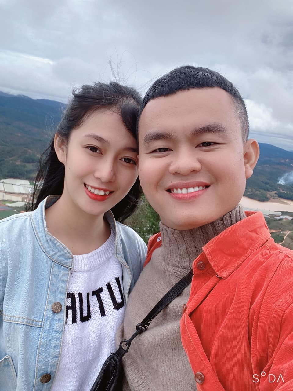 Trên trang cá nhân, hai vợ chồng Phạm Thị Quỳnh cũng nhận về nhiều lời hỏi thăm của bạn bè và người thân sau sự việc.