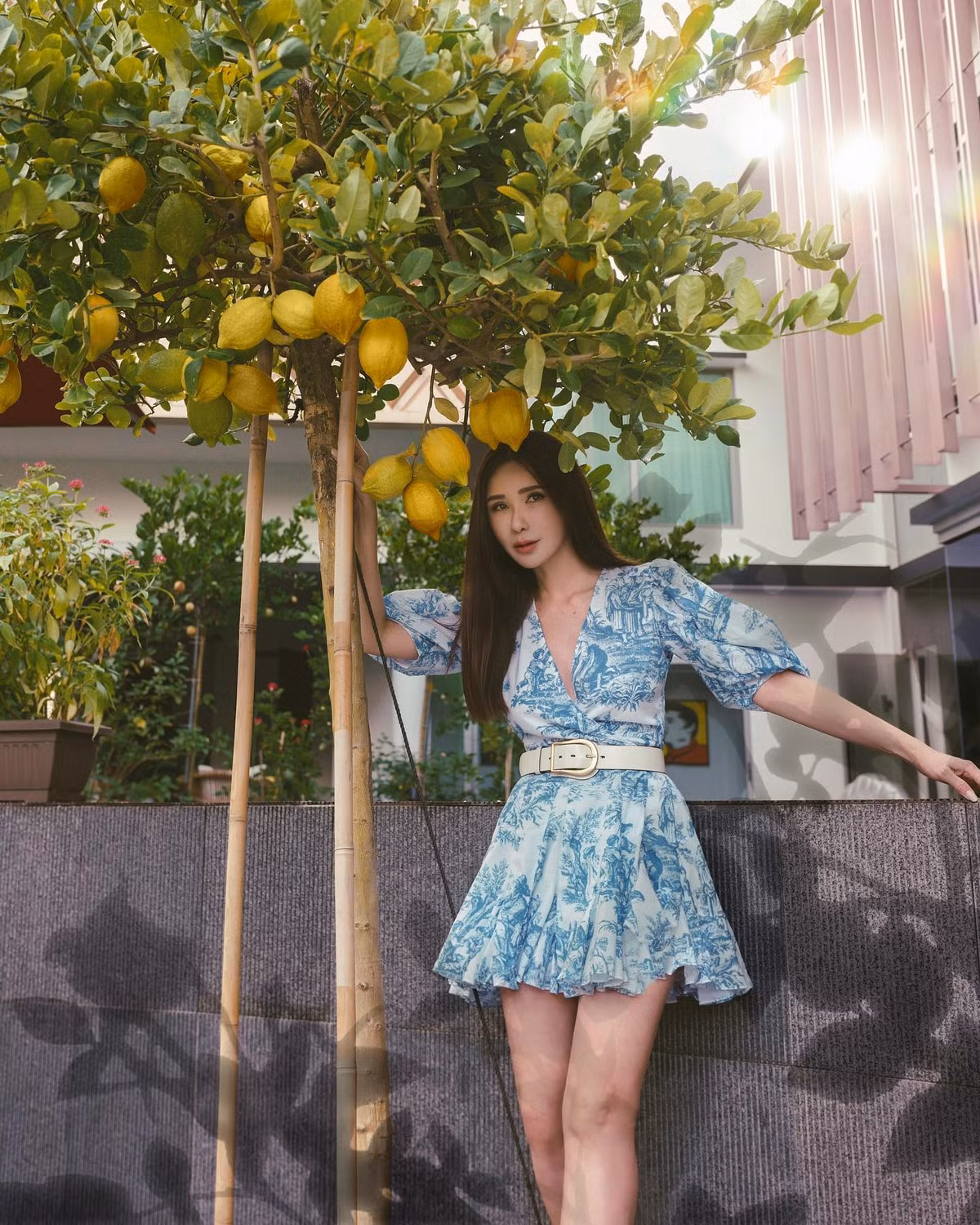 Nguoi phu nu U50 va man “loi nguoc dong” nhan sac 