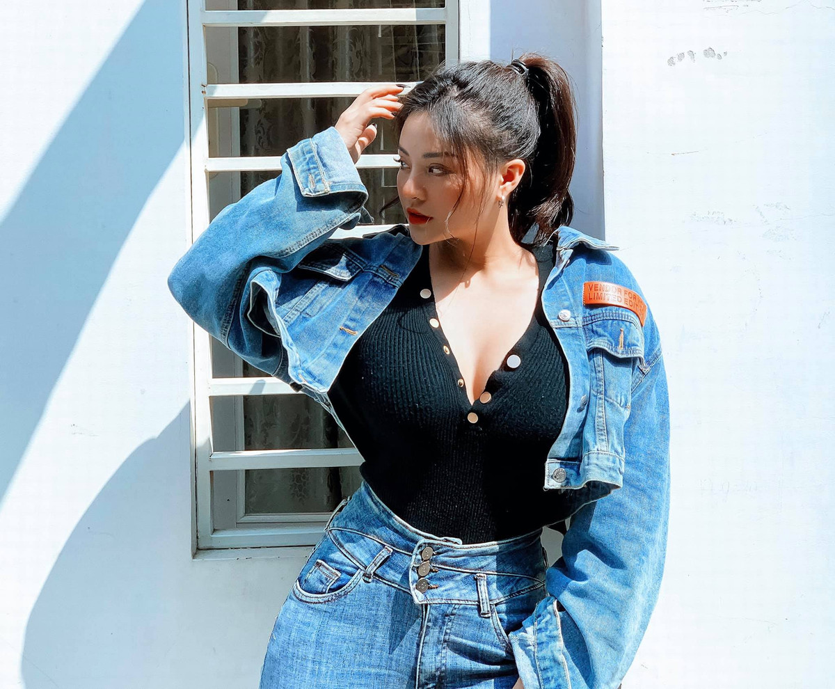 Trà My từng gây chú ý với hành trình "lột xác" ngoại hình, từ một cô gái mũm mĩm trở thành "hot girl phòng gym" gợi cảm.