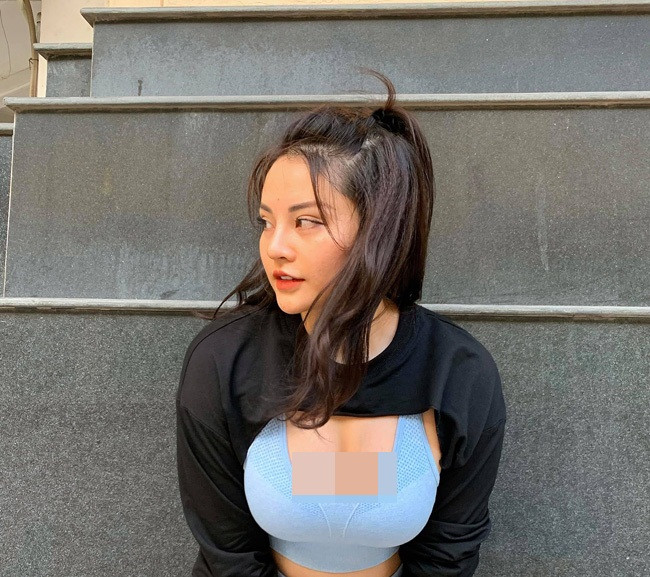 Nhờ chăm chỉ luyện tập, Trà My có vóc dáng nóng bỏng mà bao cô gái ao ước.