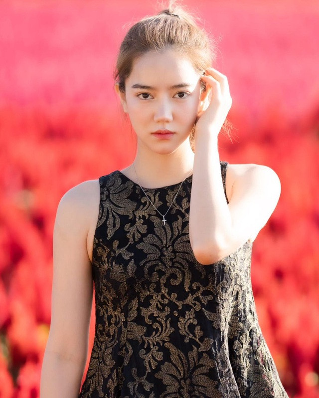 Hoa khôi làng cầu lông Thái Lan sở hữu làn da trắng mịn không tì vết.