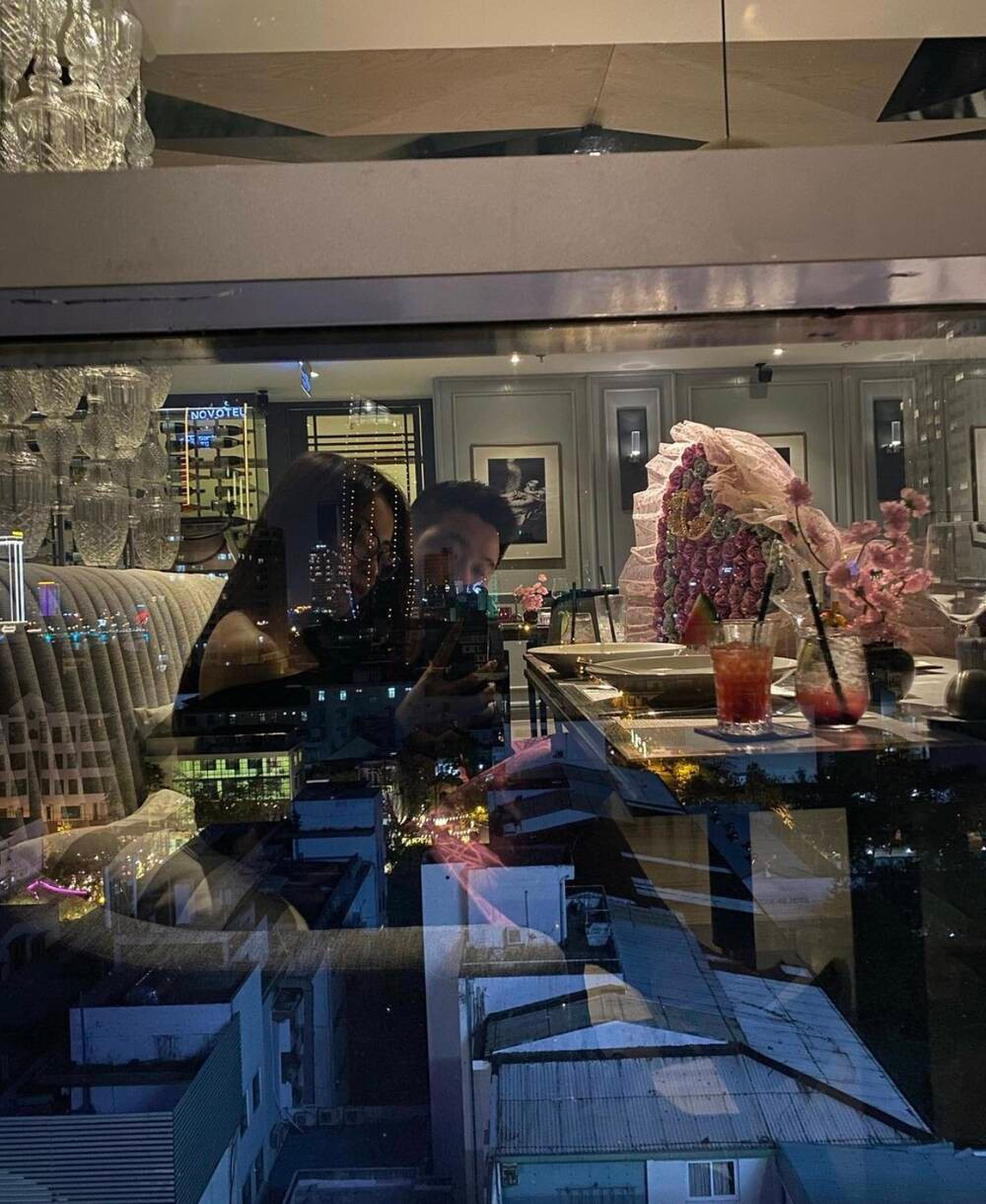 Được biết, bạn trai mới của Nhật Lê có tên P.T. hiện đang quản lý một quán bar có tiếng tại Đà Nẵng.