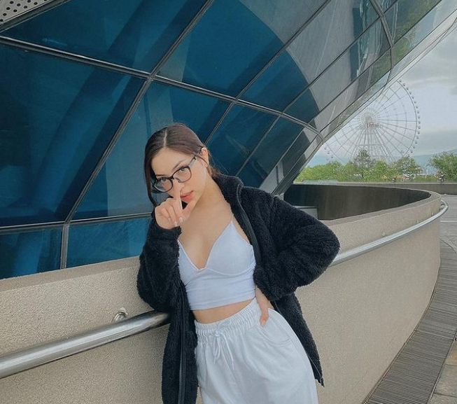 Người hâm mộ thường xuyên gửi lời chúc mừng đến Nhật Lê khi đã có cuộc sống mới vui vẻ bên tình yêu mới.