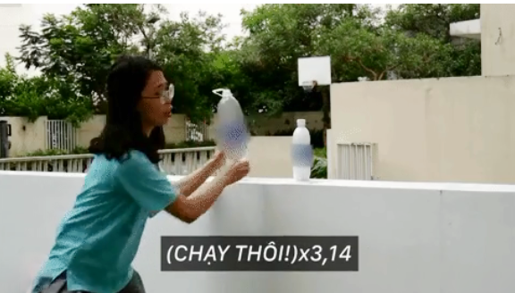 Một thời gian sau đó, kênh Youtube Thơ Nguyễn tiếp tục nhận về những chỉ trích khi thực hiện những đoạn video mang tính chất nguy hiểm, được đánh giá là không phù hợp cho trẻ em.