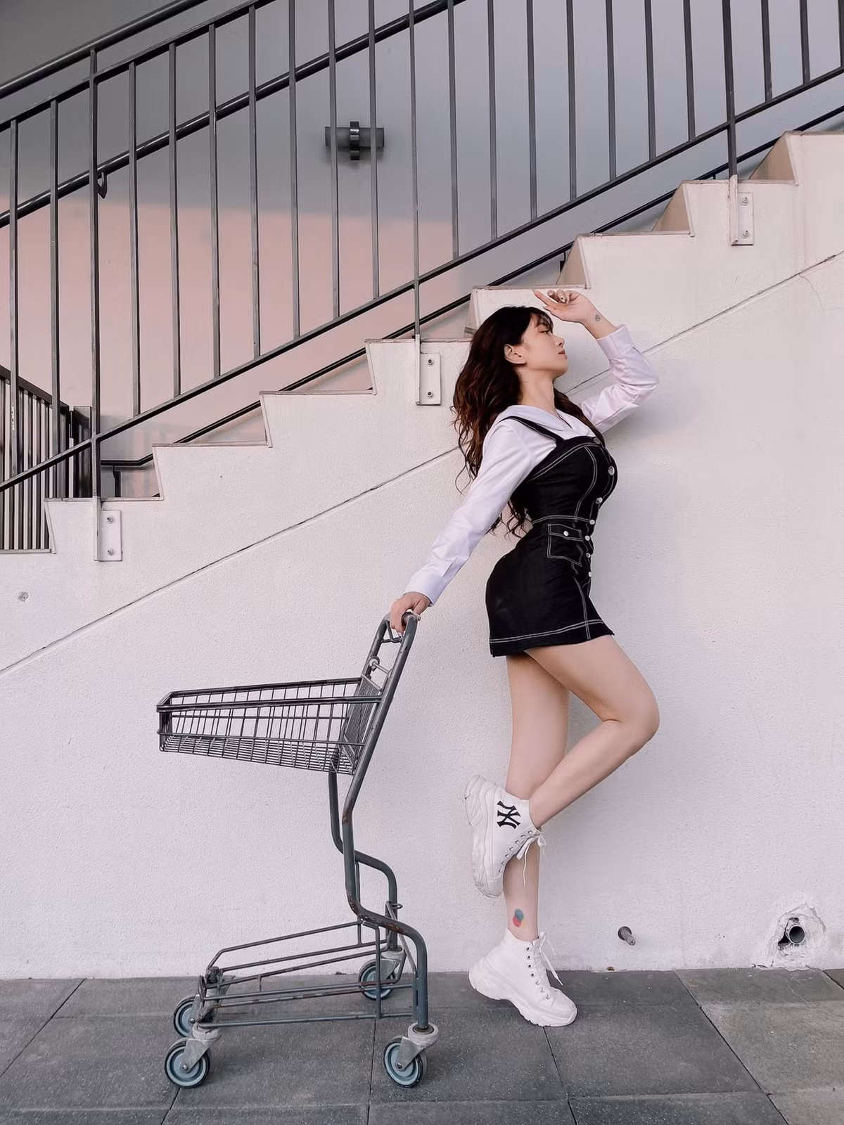 Hình ảnh quyến rũ của Lê Bống sau khi đăng tải đều nhận được "bão like" từ người hâm mộ.