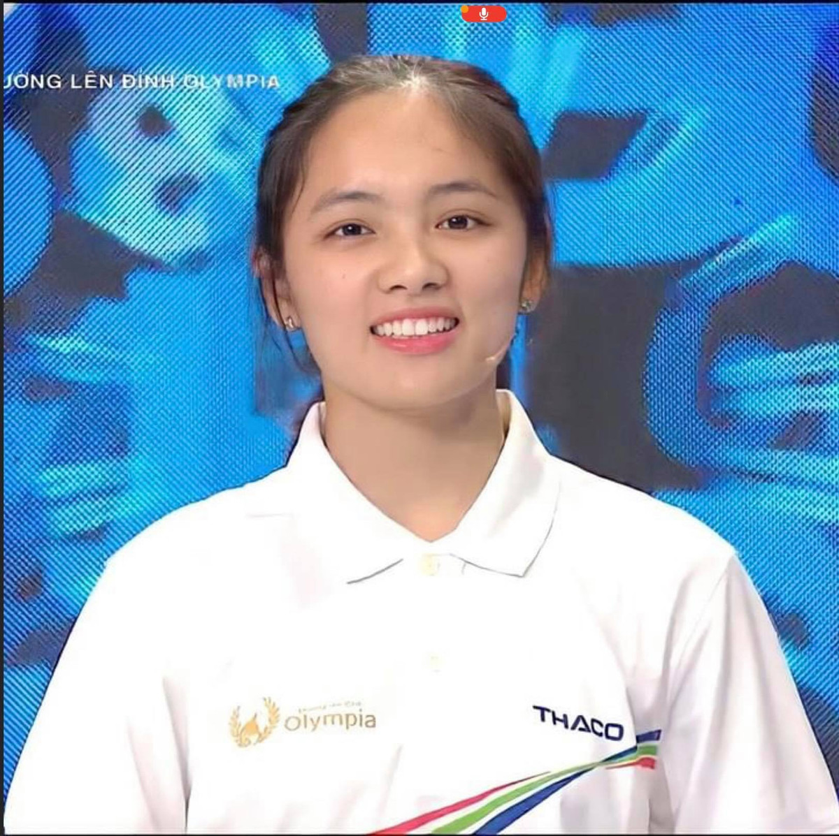 Trở thành nữ thí sinh đầu tiên giành vòng nguyệt quế của năm 2021, Thu Hương gây ấn tượng với những phần thi bản lĩnh đầy sức thuyết phục. Trong phần thi Tăng tốc, nữ sinh Thái Nguyên có thêm hai lần giành trọn vẹn 40 điểm. Kết quả chung cuộc, với 295 điểm, đạt giải nhất tuần, Hương đã giành chiến thắng.